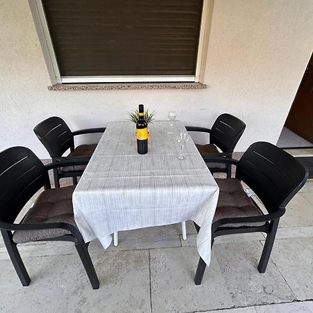 Apartment Near The Sea 650 Rabac Luaran gambar