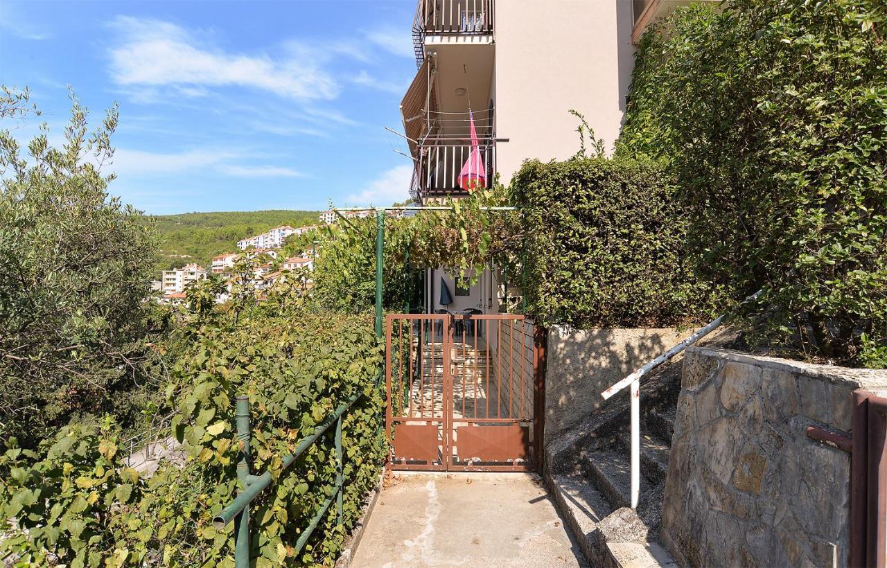 Apartment Near The Sea 650 Rabac Luaran gambar